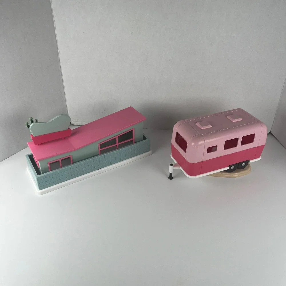 Crescent Retro Motel and Pink Camper Trailer‎ Toy Set Target Exclusive